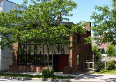 252 College St